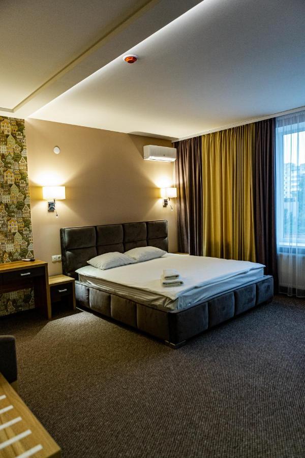Hotel Shengen Шенген Оновлений Кропивницький Екстер'єр фото