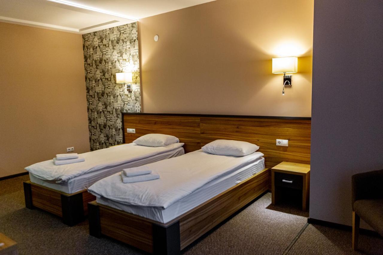 Hotel Shengen Шенген Оновлений Кропивницький Екстер'єр фото