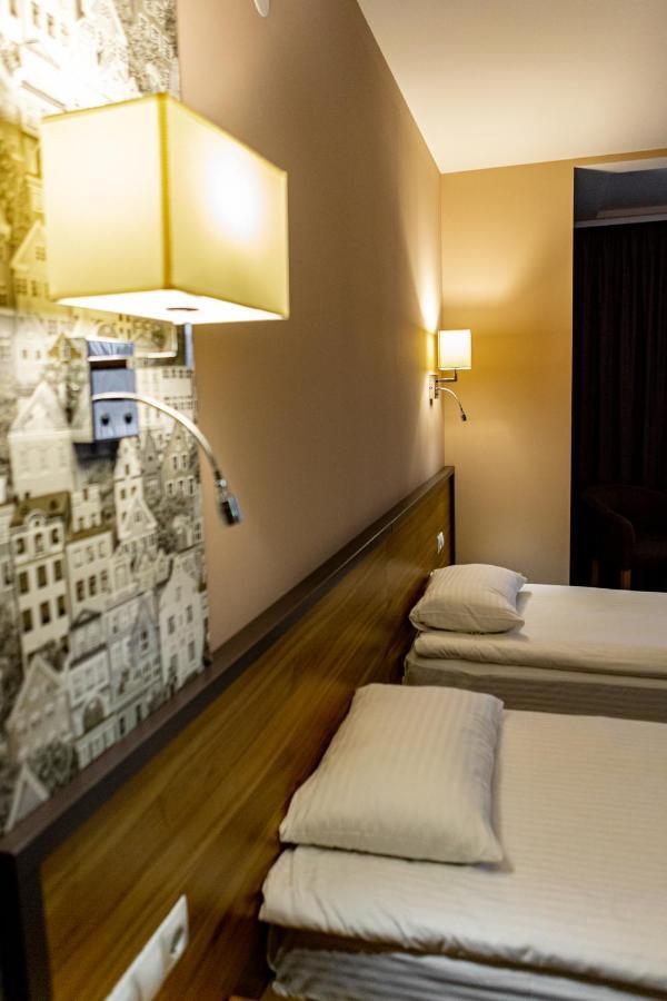 Hotel Shengen Шенген Оновлений Кропивницький Екстер'єр фото